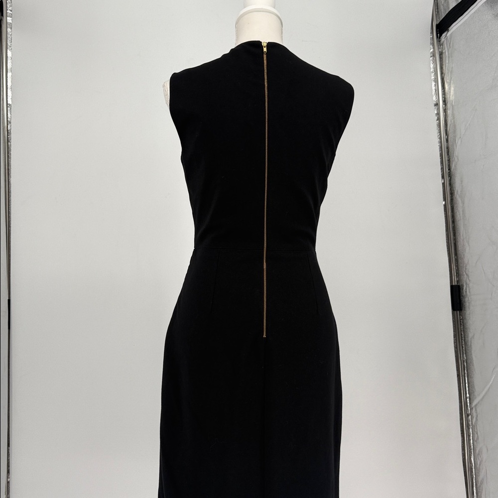 CATHERINE DEANE Size 6 Black Rayon Blend Cut Out Sleeveless Below Knee Dress - Picture 5 of 8